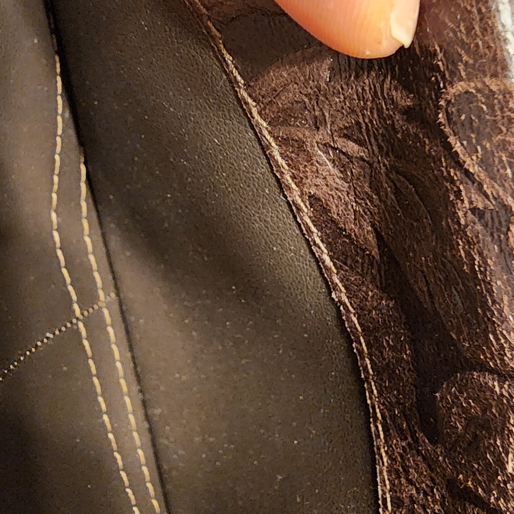 Vintage Celine Brown Floral Embossed Leather Wallet - Picture 16 of 16